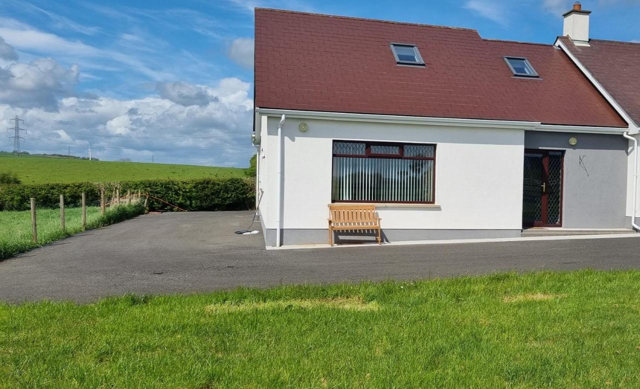 Grace'S Place With Hot Tub & Games Room Carrickfergus Dış mekan fotoğraf
