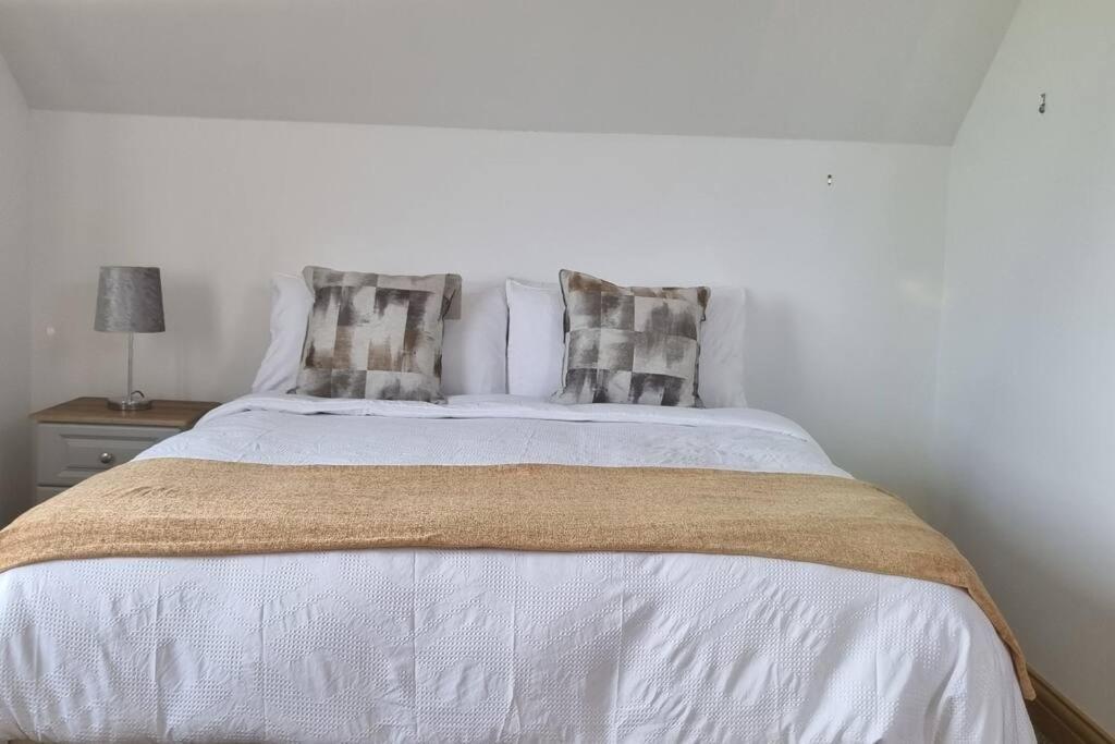 Grace'S Place With Hot Tub & Games Room Carrickfergus Dış mekan fotoğraf
